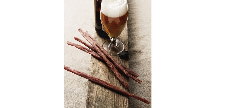 Web-Ispini-Charcuterie-Beer-Stick.jpg