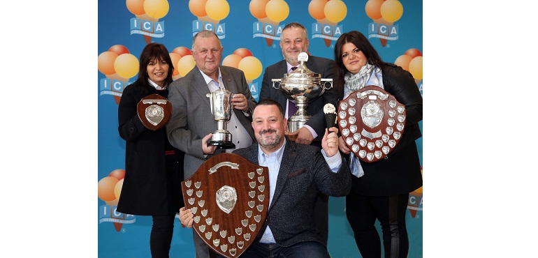 Web-Morelli-family-at-National-Ice-Cream-Awards-2019.jpg